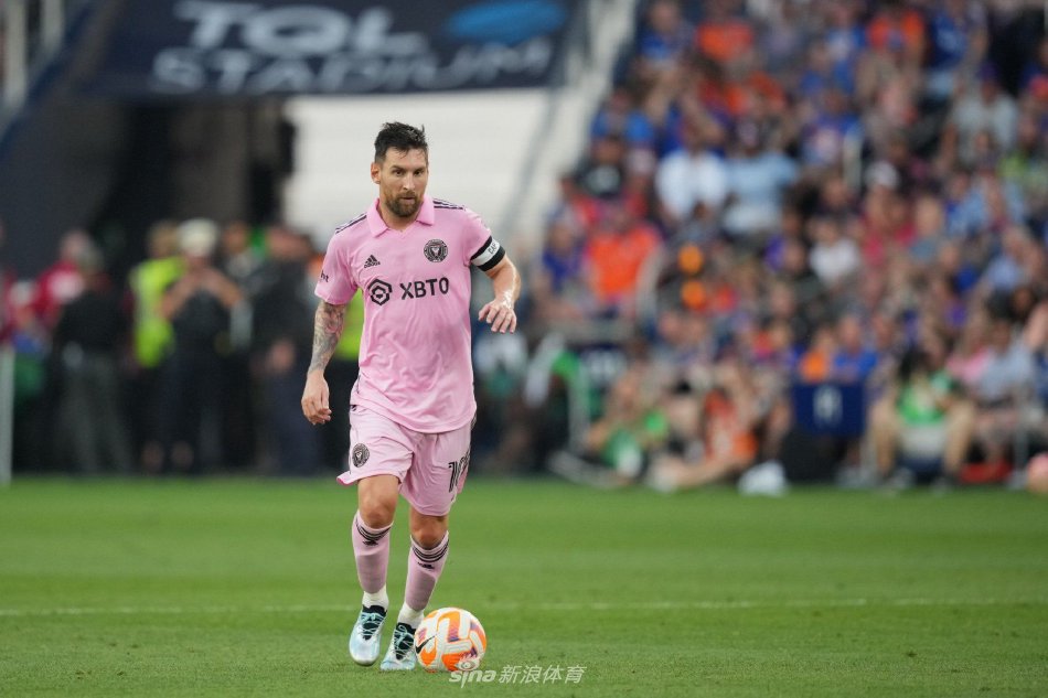 兰本赛季的 兰本赛季的