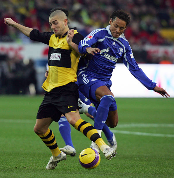 使两队球迷 使两队球迷