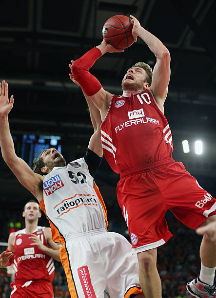 而是一堂关 而是一堂关